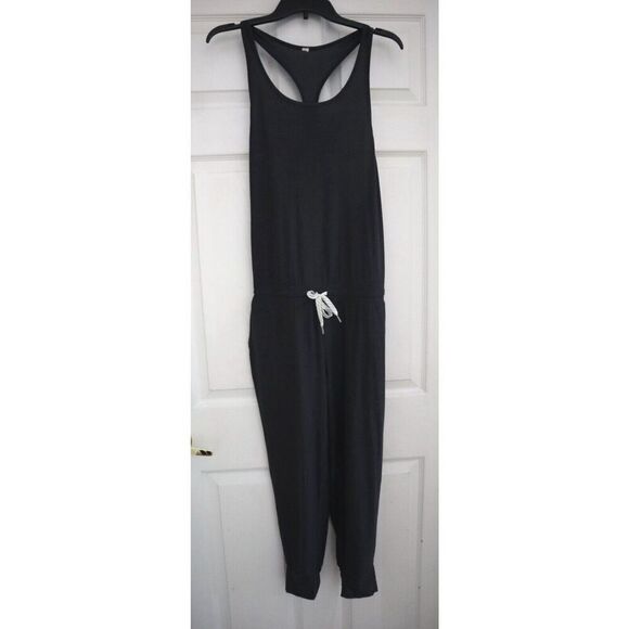 Vuori Women's Sz S Charcoal Gray Heather Racerback One-Piece Lux Jumpsuit - Picture 1 of 10